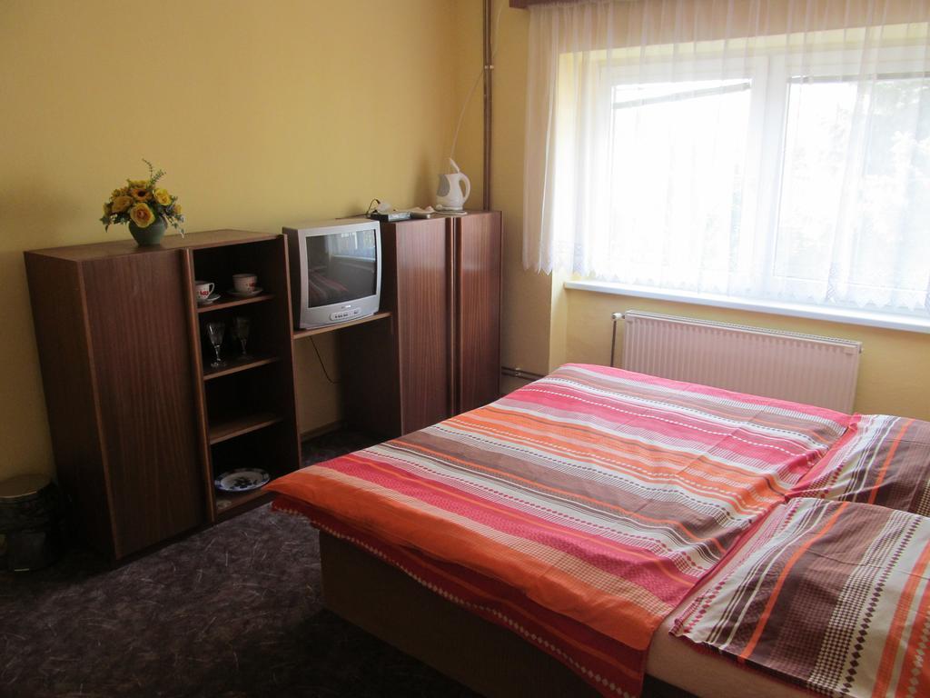 V Aleji - Ubytovani V Soukromi Valtice Exterior foto